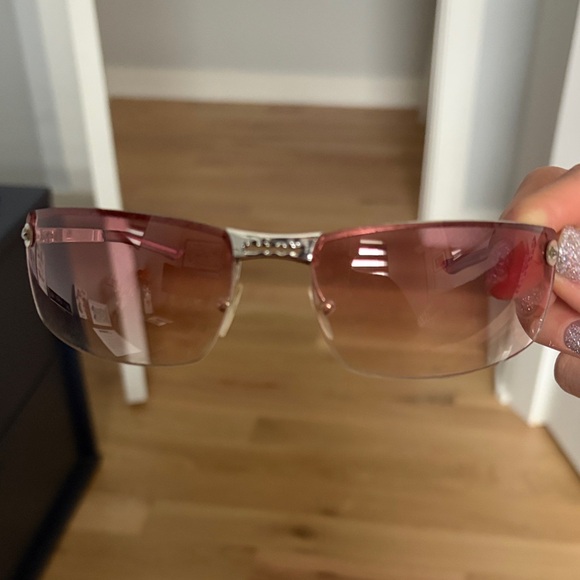 Christian Dior Ladies Pink Rimless Sunglasses - Picture 4 of 6